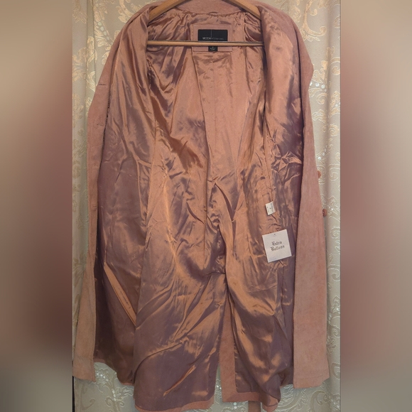 Moda International Leather Trenchcoat. Size 8. - Picture 4 of 7